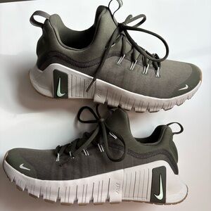 Nike Free Metcon Women’s Sneakers- Size 10, Olive Green
